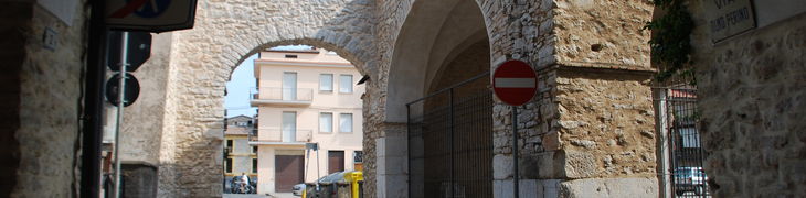 Scorcio dell'antico Monastero delle Benedettine....... (Piazza delle Monache)